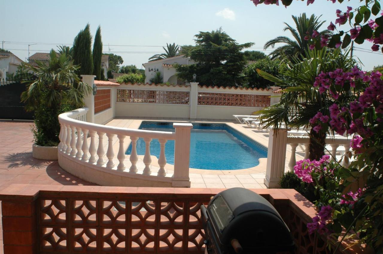Villa Sol Empuriabrava Ngoại thất bức ảnh